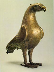 Aquamanile sas formájában, 800 körül (ezüsttel és rézzel kirakott bronz)